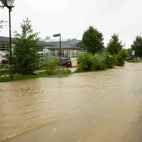 200804_prien_hochwasser_unwetter-reitbach_gewerbegebiet36bergerfotoberger.jpg